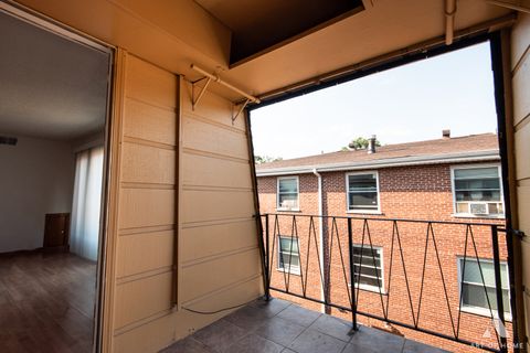 Tiny photo for 9708 Nottingham Avenue #11, Chicago Ridge, IL 60415 (MLS # 12470098)