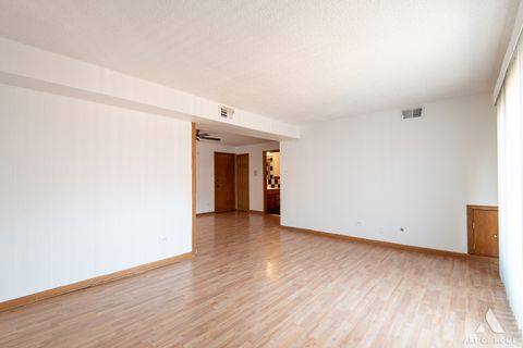 Tiny photo for 9708 Nottingham Avenue #11, Chicago Ridge, IL 60415 (MLS # 12470098)
