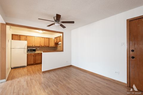 Tiny photo for 9708 Nottingham Avenue #11, Chicago Ridge, IL 60415 (MLS # 12470098)