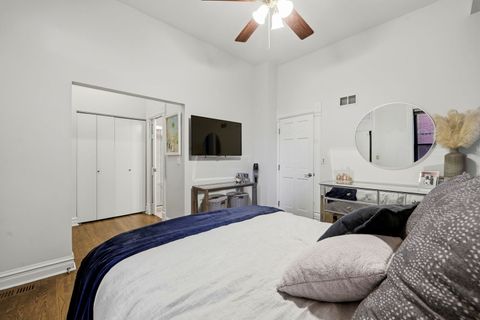 Tiny photo for 2142 N RACINE Avenue #1, Chicago, IL 60614 (MLS # 12594310)