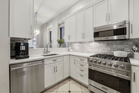 Tiny photo for 2142 N RACINE Avenue #1, Chicago, IL 60614 (MLS # 12594310)