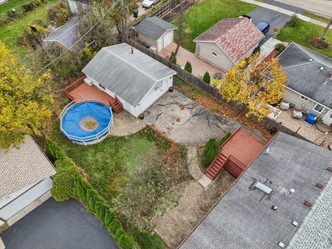 A home in Round Lake Heights