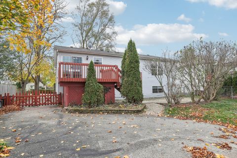 A home in Round Lake Heights