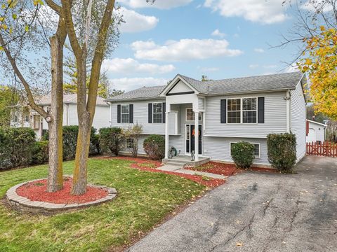 A home in Round Lake Heights