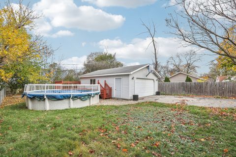 A home in Round Lake Heights