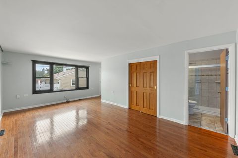 Tiny photo for 307 S Pierce Avenue, Wheaton, IL 60187 (MLS # 12711715)