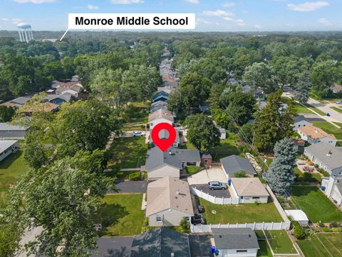 Tiny photo for 307 S Pierce Avenue, Wheaton, IL 60187 (MLS # 12711715)