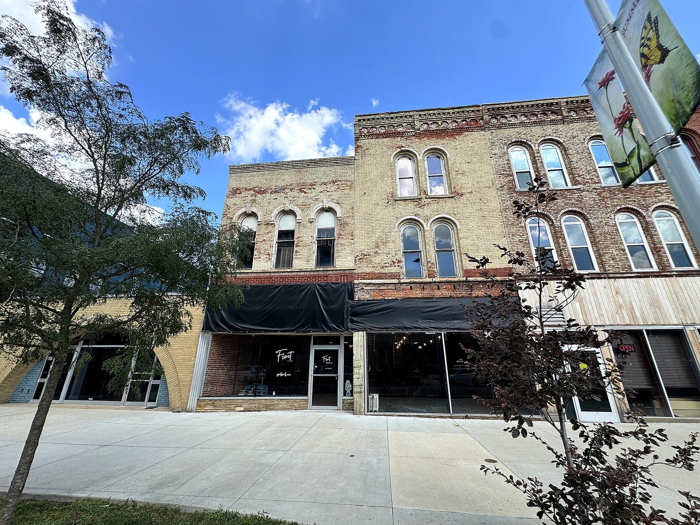 610 Court Street