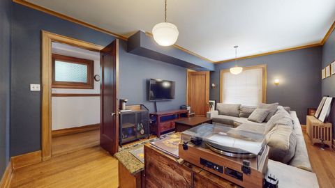 Tiny photo for 5235 S University Avenue, Chicago, IL 60615 (MLS # 12509477)