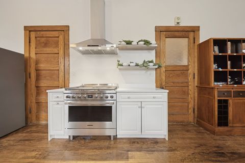 Tiny photo for 5235 S University Avenue, Chicago, IL 60615 (MLS # 12509477)