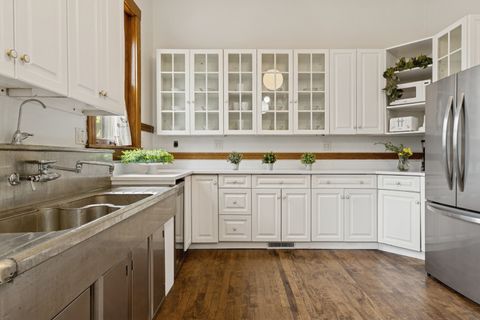 Tiny photo for 5235 S University Avenue, Chicago, IL 60615 (MLS # 12509477)