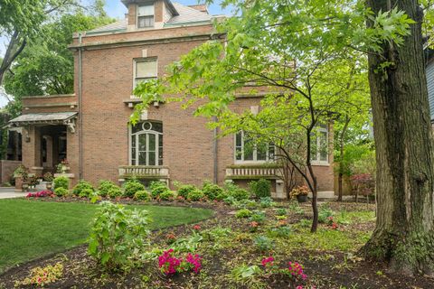 Tiny photo for 5235 S University Avenue, Chicago, IL 60615 (MLS # 12509477)