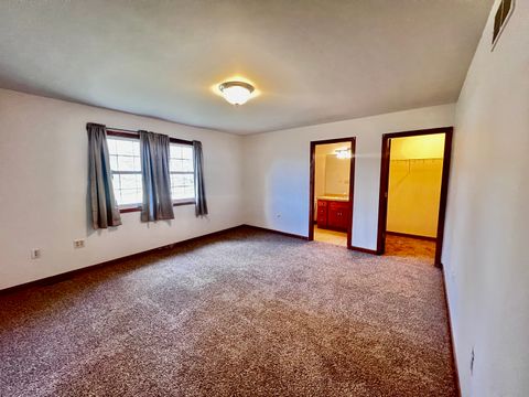 Tiny photo for 934 Evans Street, Ottawa, IL 61350 (MLS # 12499776)