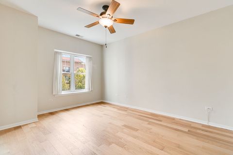 Tiny photo for 5100 W 96TH Street #442, Oak Lawn, IL 60453 (MLS # 12487205)