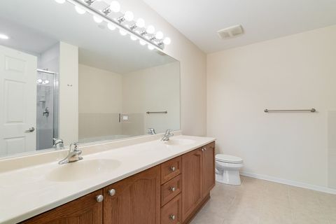 Tiny photo for 5100 W 96TH Street #442, Oak Lawn, IL 60453 (MLS # 12487205)