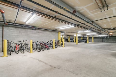 Tiny photo for 5100 W 96TH Street #442, Oak Lawn, IL 60453 (MLS # 12487205)