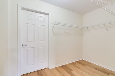 Tiny photo for 5100 W 96TH Street #442, Oak Lawn, IL 60453 (MLS # 12487205)