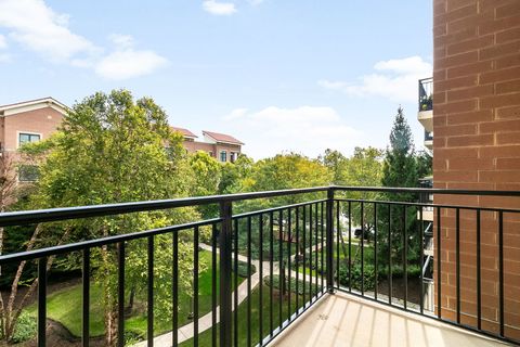Tiny photo for 5100 W 96TH Street #442, Oak Lawn, IL 60453 (MLS # 12487205)