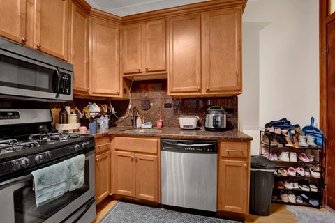 Tiny photo for 1404 W Flournoy Street #1, Chicago, IL 60607 (MLS # 12688668)