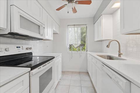 Tiny photo for 12850 Crestbrook Court #7, Crestwood, IL 60418 (MLS # 12707026)