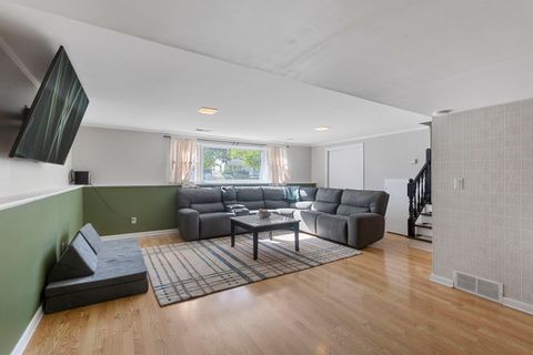 Tiny photo for 324 Alma Terrace, Cary, IL 60013 (MLS # 12488558)