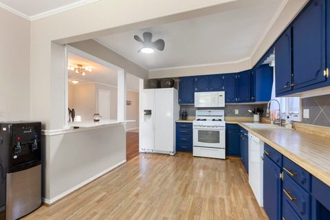 Tiny photo for 324 Alma Terrace, Cary, IL 60013 (MLS # 12488558)
