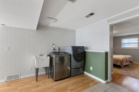 Tiny photo for 324 Alma Terrace, Cary, IL 60013 (MLS # 12488558)