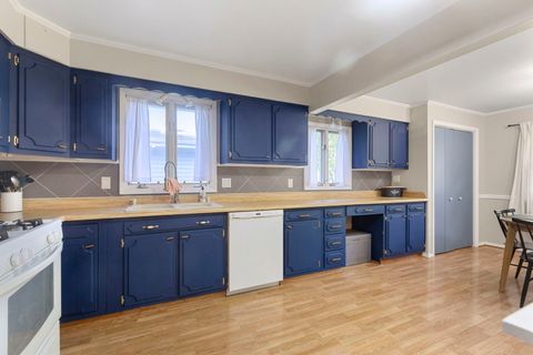 Tiny photo for 324 Alma Terrace, Cary, IL 60013 (MLS # 12488558)