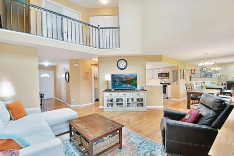 Tiny photo for 1315 Orrington Court #M, Wheeling, IL 60090 (MLS # 12611230)