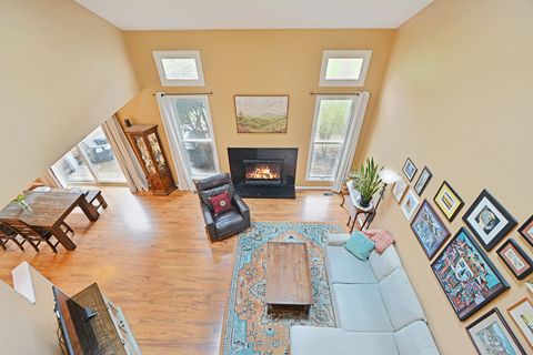 Tiny photo for 1315 Orrington Court #M, Wheeling, IL 60090 (MLS # 12611230)
