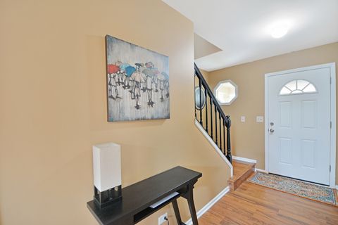 Tiny photo for 1315 Orrington Court #M, Wheeling, IL 60090 (MLS # 12611230)