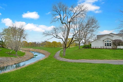 Tiny photo for 1315 Orrington Court #M, Wheeling, IL 60090 (MLS # 12611230)
