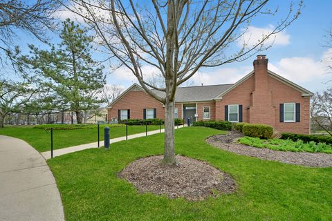 Tiny photo for 1315 Orrington Court #M, Wheeling, IL 60090 (MLS # 12611230)