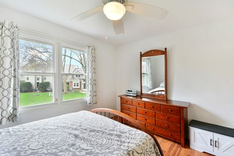 Tiny photo for 1315 Orrington Court #M, Wheeling, IL 60090 (MLS # 12611230)