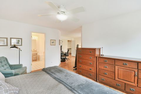 Tiny photo for 1315 Orrington Court #M, Wheeling, IL 60090 (MLS # 12611230)