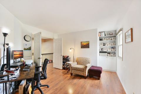 Tiny photo for 1315 Orrington Court #M, Wheeling, IL 60090 (MLS # 12611230)