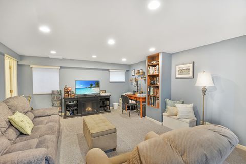 Tiny photo for 1315 Orrington Court #M, Wheeling, IL 60090 (MLS # 12611230)