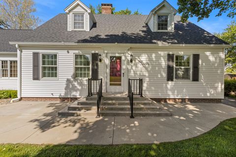 Tiny photo for 520 S Main Street, Gifford, IL 61847 (MLS # 12633014)