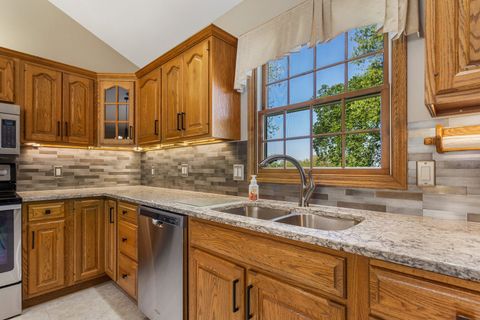 Tiny photo for 520 S Main Street, Gifford, IL 61847 (MLS # 12633014)