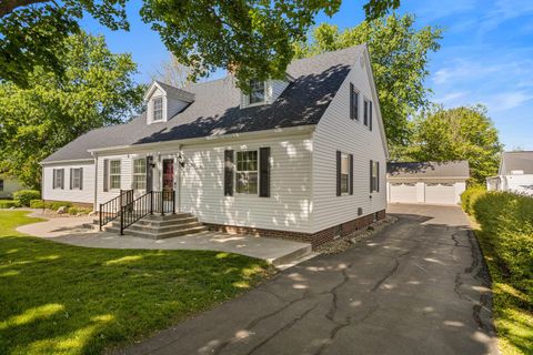 Tiny photo for 520 S Main Street, Gifford, IL 61847 (MLS # 12633014)