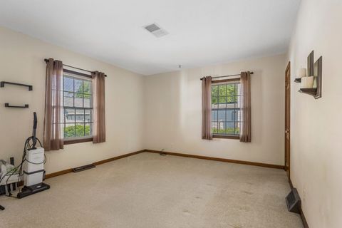 Tiny photo for 520 S Main Street, Gifford, IL 61847 (MLS # 12633014)