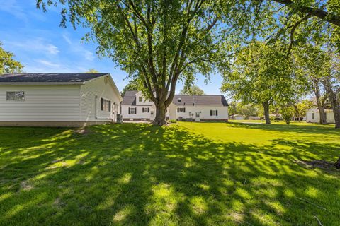 Tiny photo for 520 S Main Street, Gifford, IL 61847 (MLS # 12633014)
