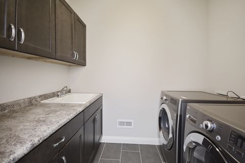 Tiny photo for 205 Potomac Avenue, Savoy, IL 61874 (MLS # 12570565)