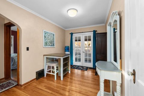 Tiny photo for 3105 Jefferson Avenue, Davenport, IA 52803 (MLS # 12575715)