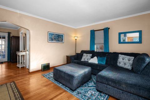 Tiny photo for 3105 Jefferson Avenue, Davenport, IA 52803 (MLS # 12575715)