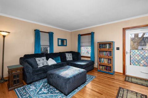 Tiny photo for 3105 Jefferson Avenue, Davenport, IA 52803 (MLS # 12575715)