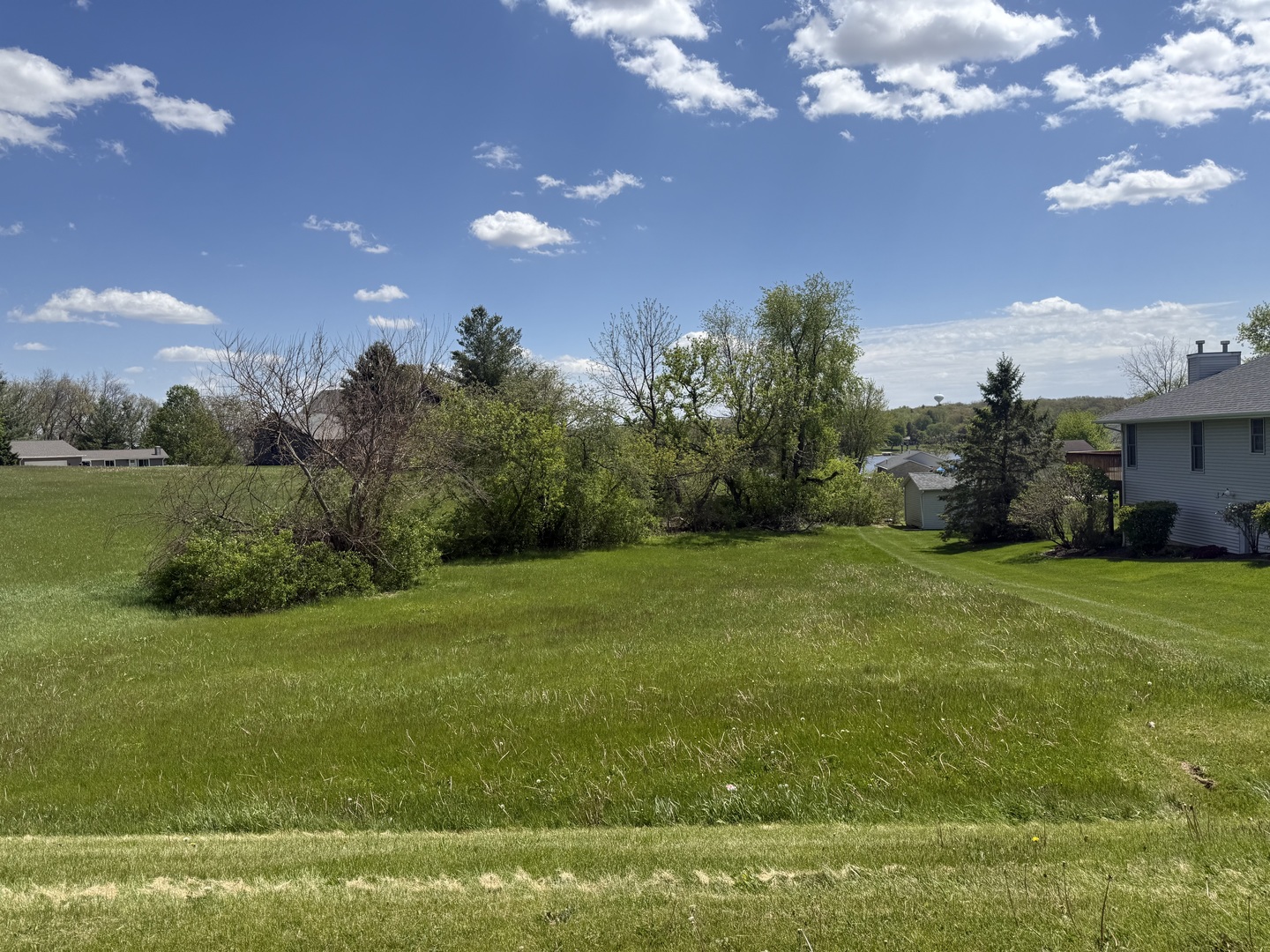 951 Lake Summerset Road