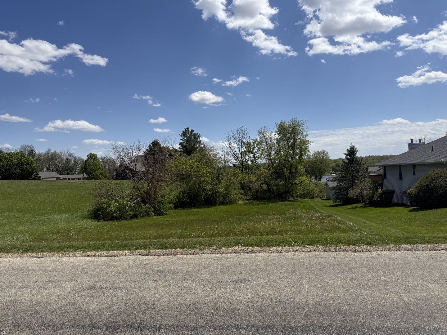951 Lake Summerset Road