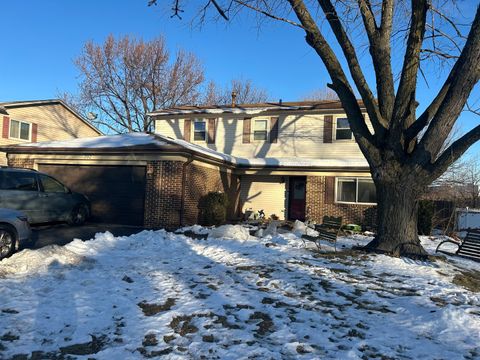 Tiny photo for 392 Ingleside Drive, Bolingbrook, IL 60490 (MLS # 12532677)