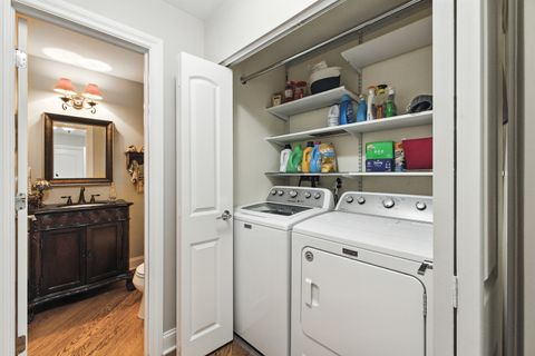 Tiny photo for 1022 Tennessee Lane, Elk Grove Village, IL 60007 (MLS # 12507584)